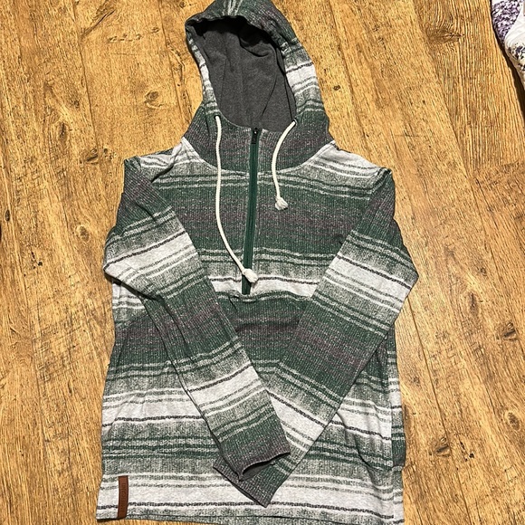 Ampersand Ave HalfZip Sweatshirt - Serape Emerald - Picture 1 of 5